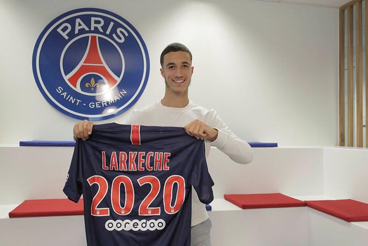 La Fiorentina su due giovani molto promettenti del PSG in scadenza di contratto - 