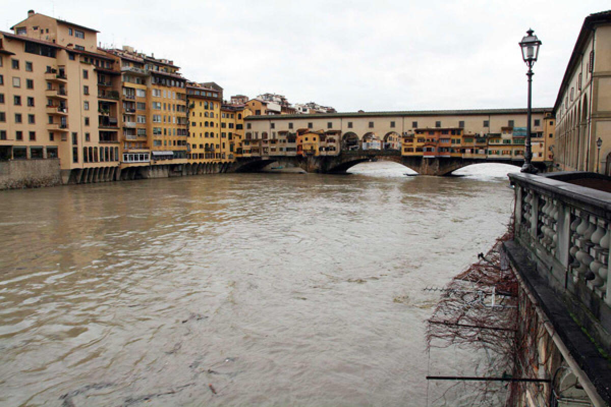 Situazione maltempo, grazie alla tregua l'Arno è tornato sotto il livello di guardia - 