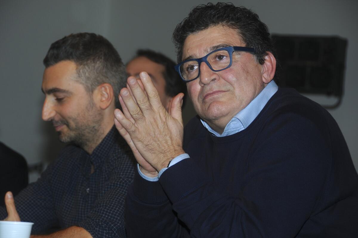 Pecci: "Sostituire Montella? Se ci va un altro al posto suo, non è che Vlahovic fa 27 gol.." - 