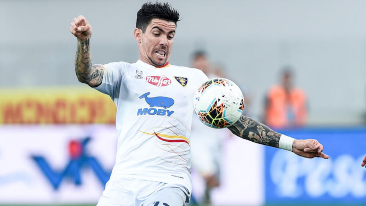 Tuttosport, Fiorentina interessata a Farias ma il Lecce non vuole aprire alla sua cessione - 
