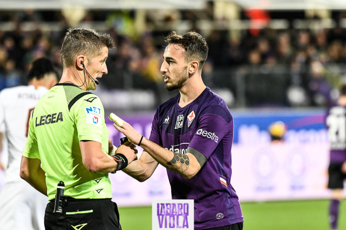 Giudice Sportivo, multa per il grinder lanciato in campo e a Castrovilli per aver simulato in area - Firenze, stadio Artemio Franchi, 20.12.2019, Fiorentina-Roma, Foto Fiorenzo Sernacchioli. Copyright Labaroviola.com