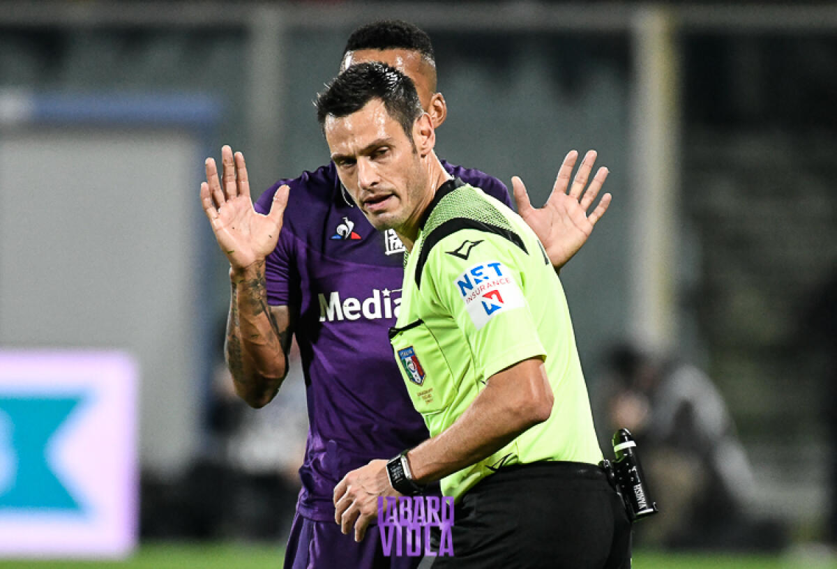 Moviola, riesce a tenere in mano una partita difficile. Sbaglia in una sola occasione - Firenze, stadio Artemio Franchi, 15.12.2019, Fiorentina-Inter, Foto Fiorenzo Sernacchioli. Copyright Labaroviola.com