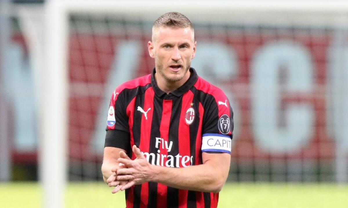 Pedullà, alla Fiorentina è stato proposto lo svincolato Abate ma i viola puntano Bonifazi del Torino - 