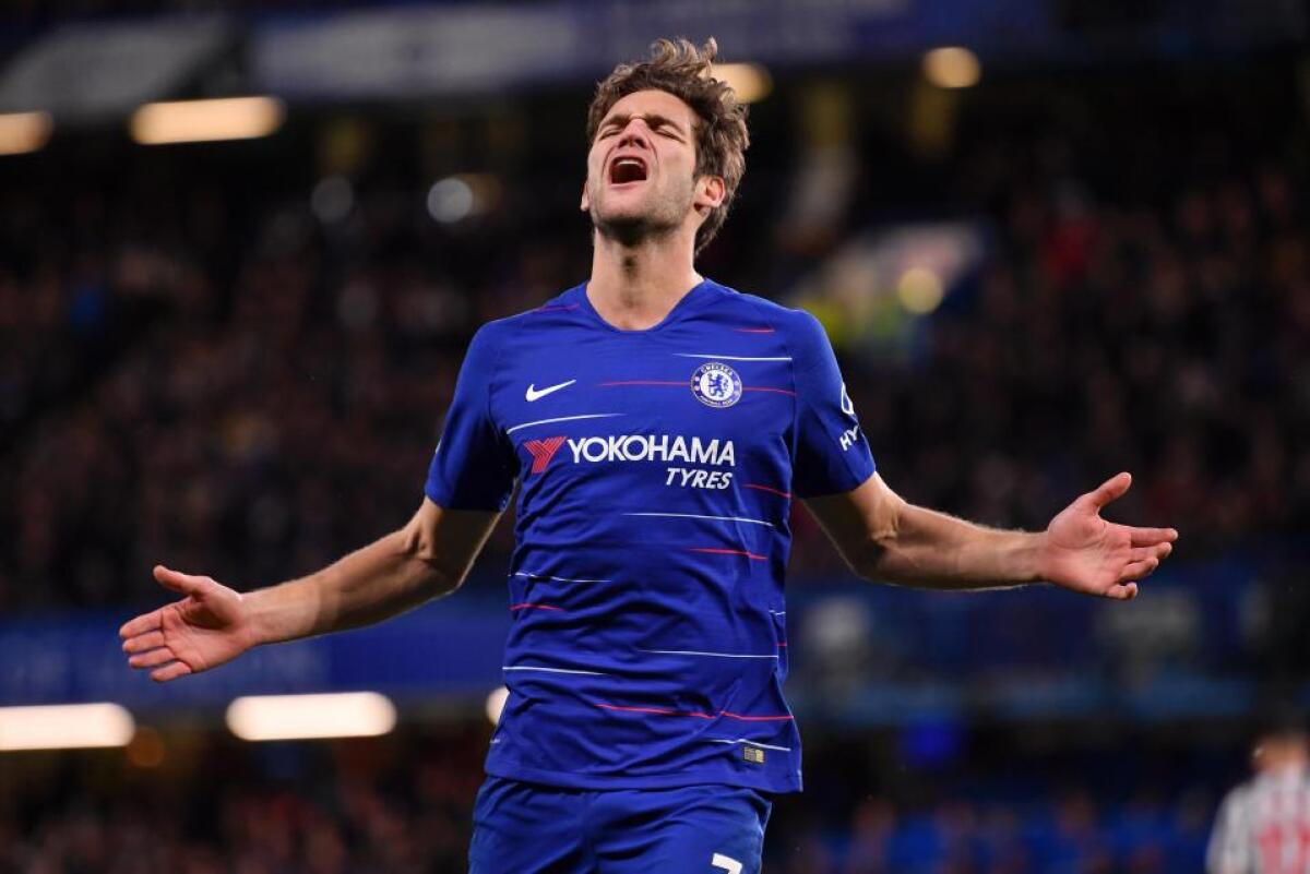 Il Chelsea ha messo sul mercato Marcos Alonso, possibile cessione già a gennaio - 