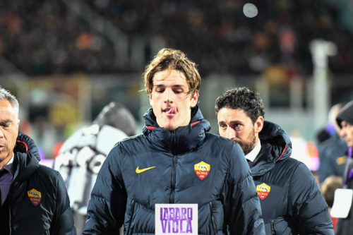 FOTO, Zaniolo irride la Curva Fiesole, linguaccia e sorriso in faccia ai tifosi viola a fine partita