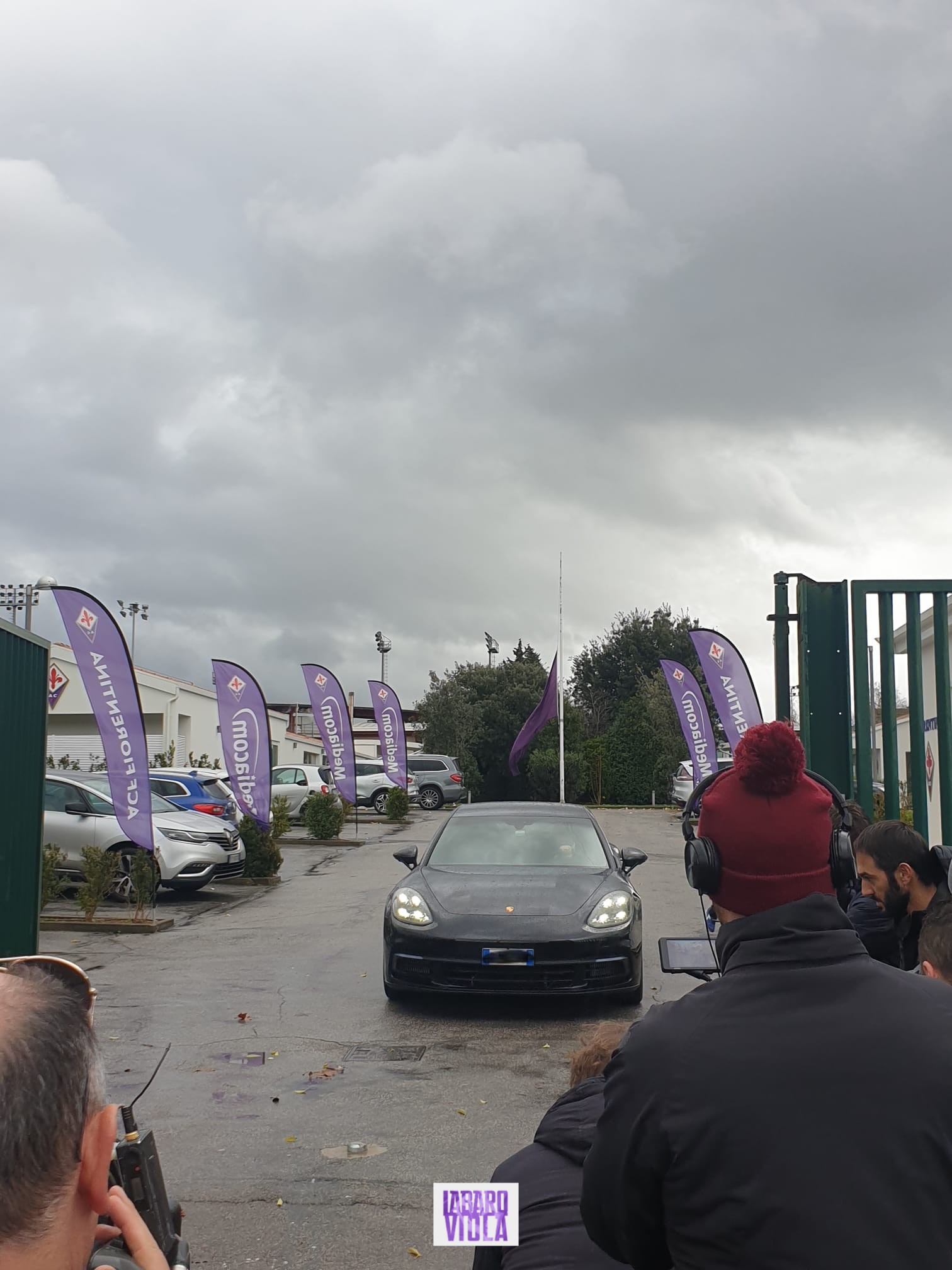 FOTO, Montella lascia i campi senza rilasciare nessuna dichiarazione. Nessun commento o cenno per l'esonero
