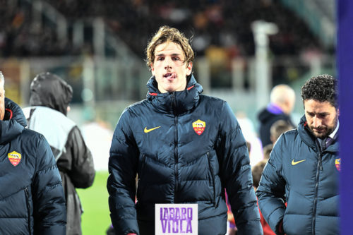 FOTO, Zaniolo irride la Curva Fiesole, linguaccia e sorriso in faccia ai tifosi viola a fine partita