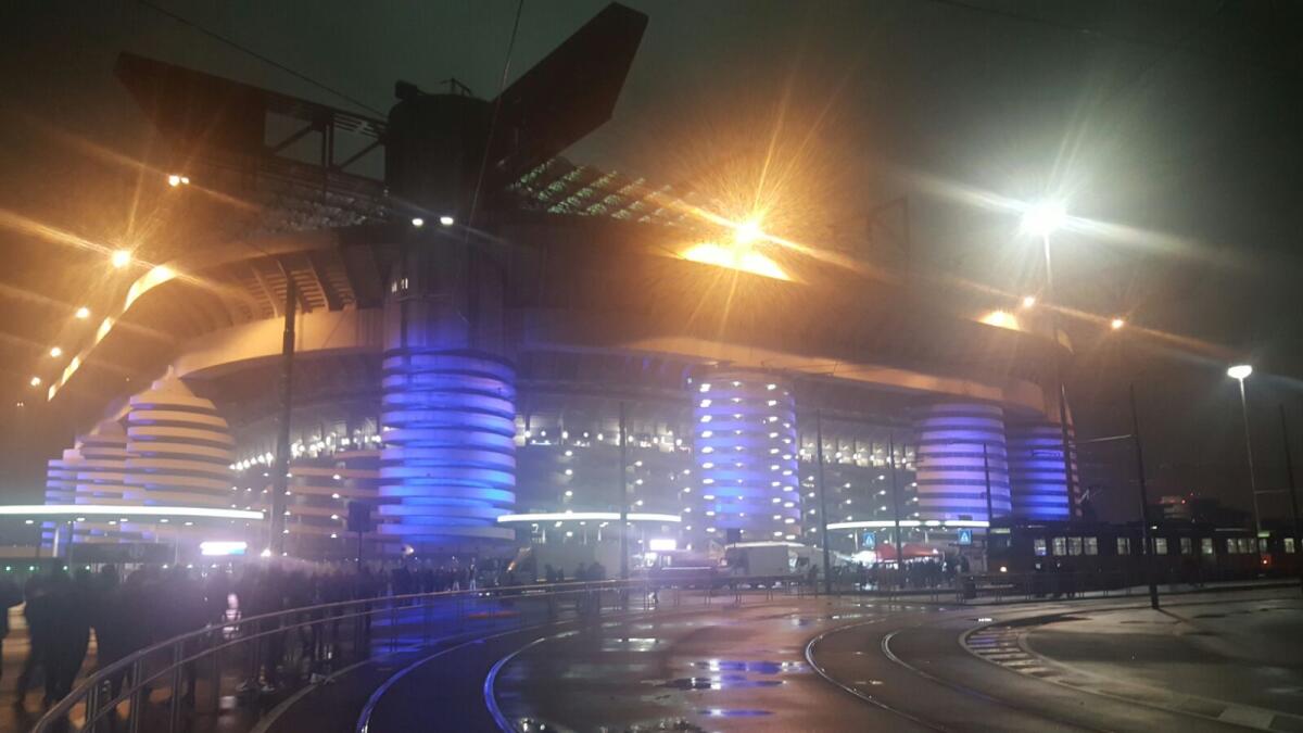 Grande cornice di pubblico a San Siro. Presenti 1500 tifosi viola. Diretta tv su RaiUno - 