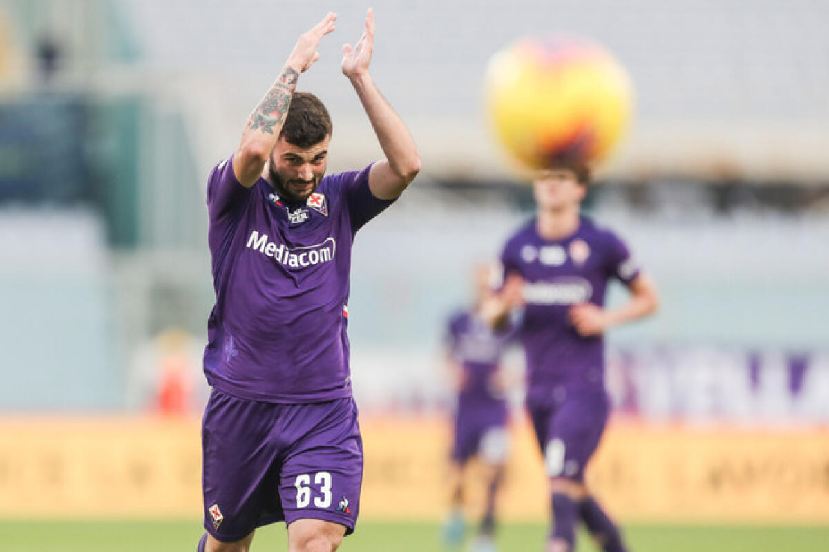 Cutrone: "Ci aspetta una battaglia contro il Genoa. Siamo un bel gruppo, i tifosi ci aiutano tantissimo" - 