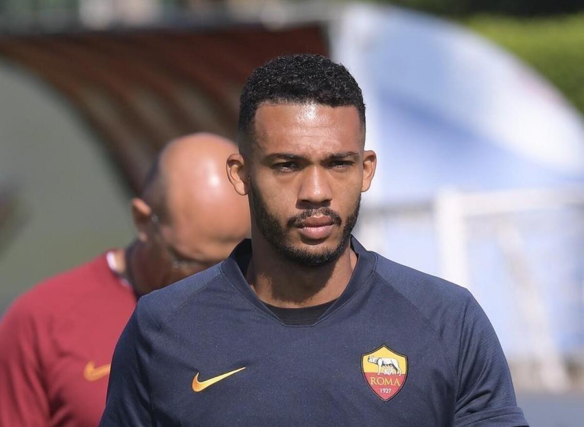 Accordo tra la Fiorentina e Juan Jesus, il difensore vuole solo Firenze, contratto di tre anni. Manca l'intesa con la Roma - 