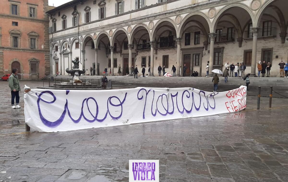 L'ultimo saluto a Narciso Parigi. Lo striscione della Fiesole e la presenza di Antognoni e Joe Barone - 