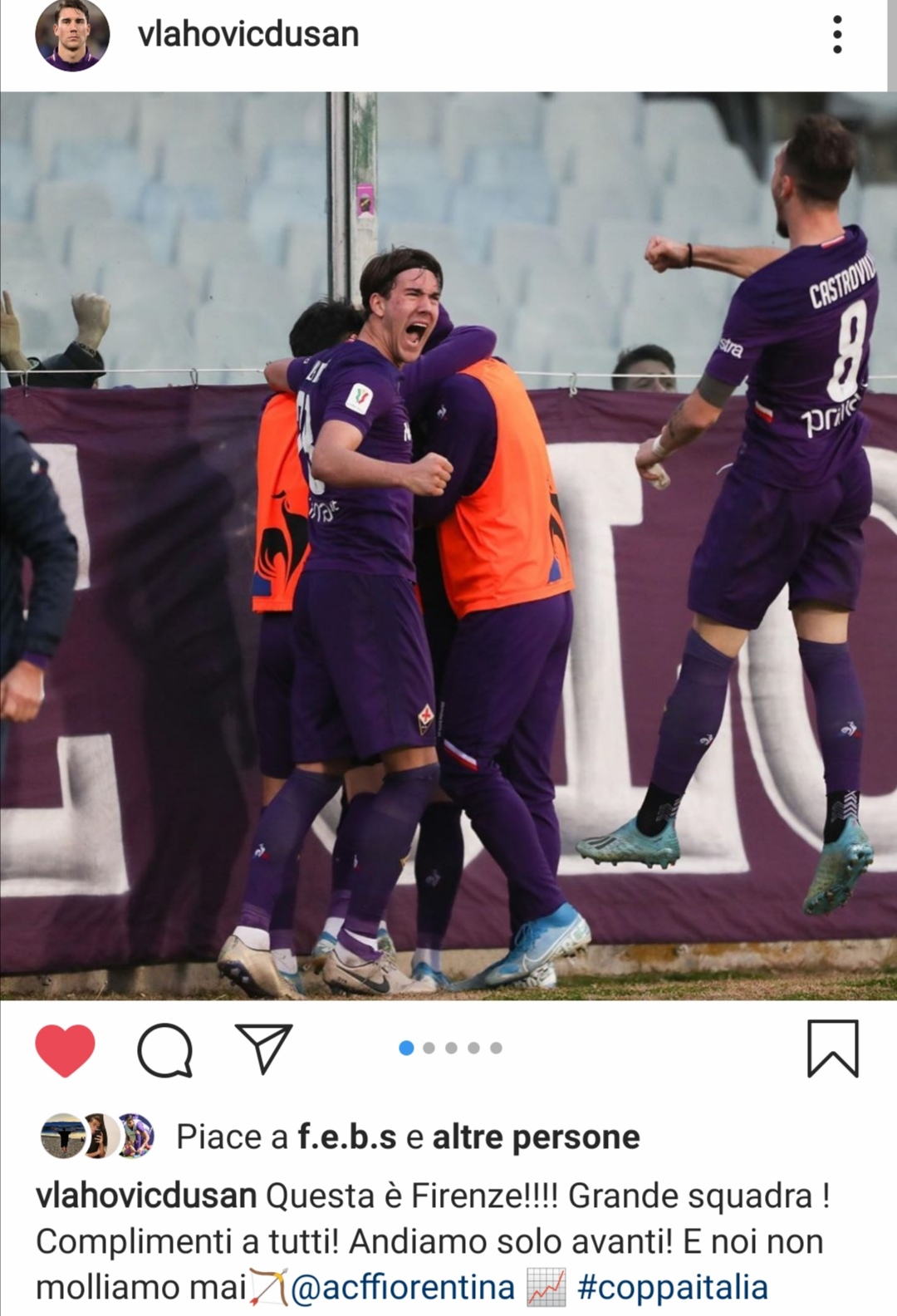 Vlahovic: "Questa è Firenze!! Grande squadra, andiamo solo avanti e non molliamo mai"