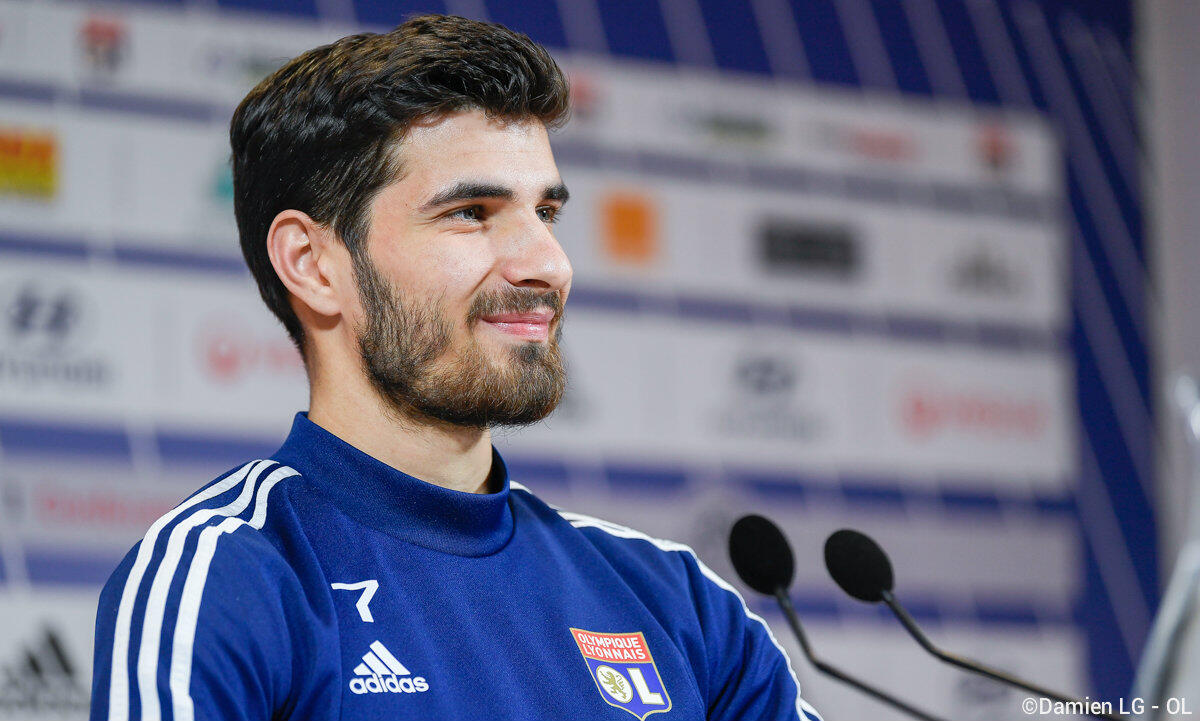 Ag. Terrier: "Gioca come Chiesa. Su di lui c'era anche la Fiorentina" - 