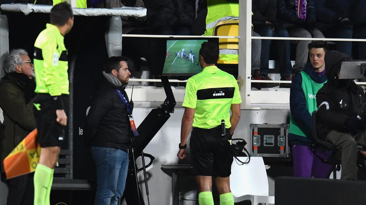 La FIGC apre per il Challenge alla Var. Commisso-Ranieri sono d'accordo. Gasperini resta molto scettico - 