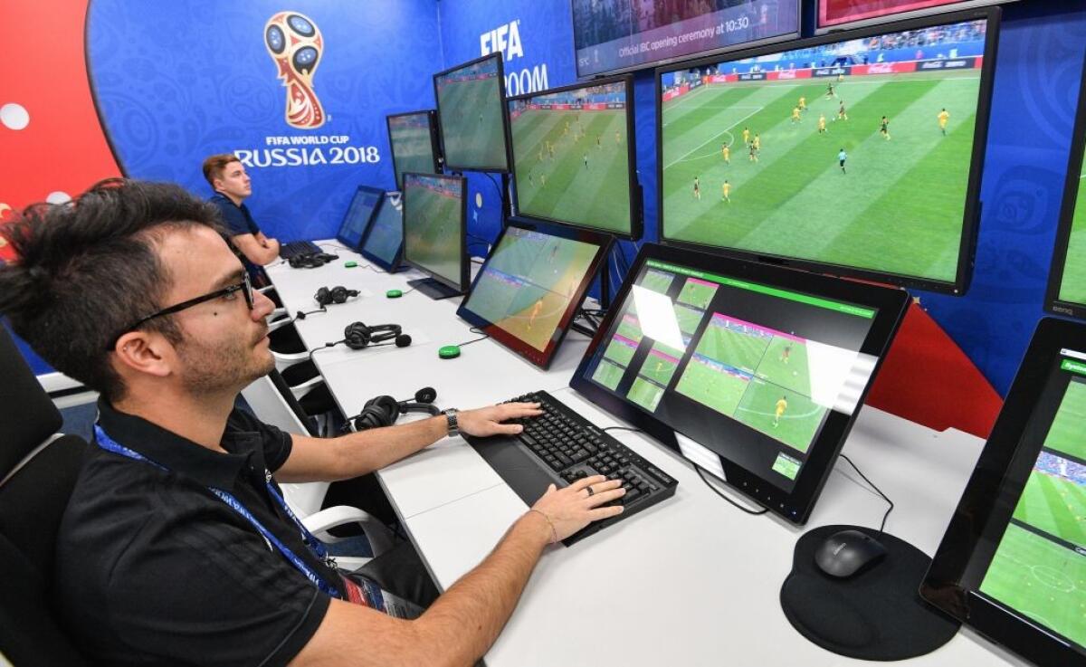 Nuova innovazione nel mondo del Var, ci sarà una sala centralizzata a Coverciano per tutte le partite - 