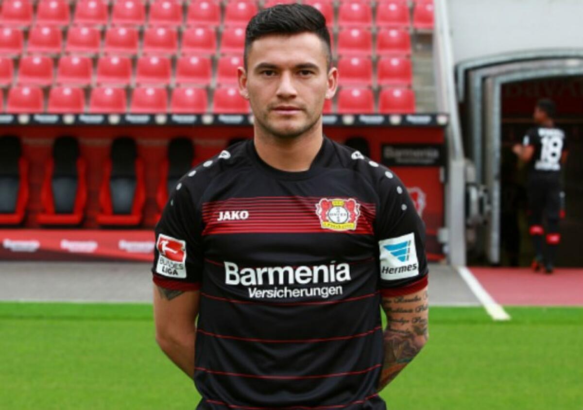 Ag. Aranguiz: "Siamo stati contattati anche dalla Fiorentina. Ci aspettiamo numerose offerte" - 