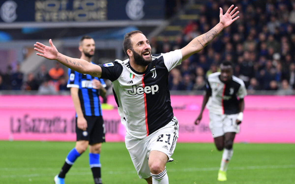 Juve, esplode il caso Higuain: fugge dalla quarantena in Italia e vola in Argentina - 