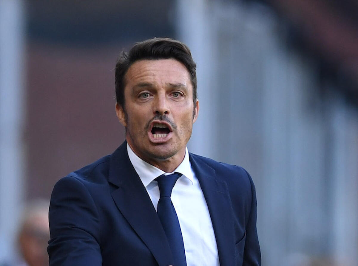 Oddo: "I medici si sacrificano per noi e il problema sarebbe correre? State a casa e non rompete i c*******" - 