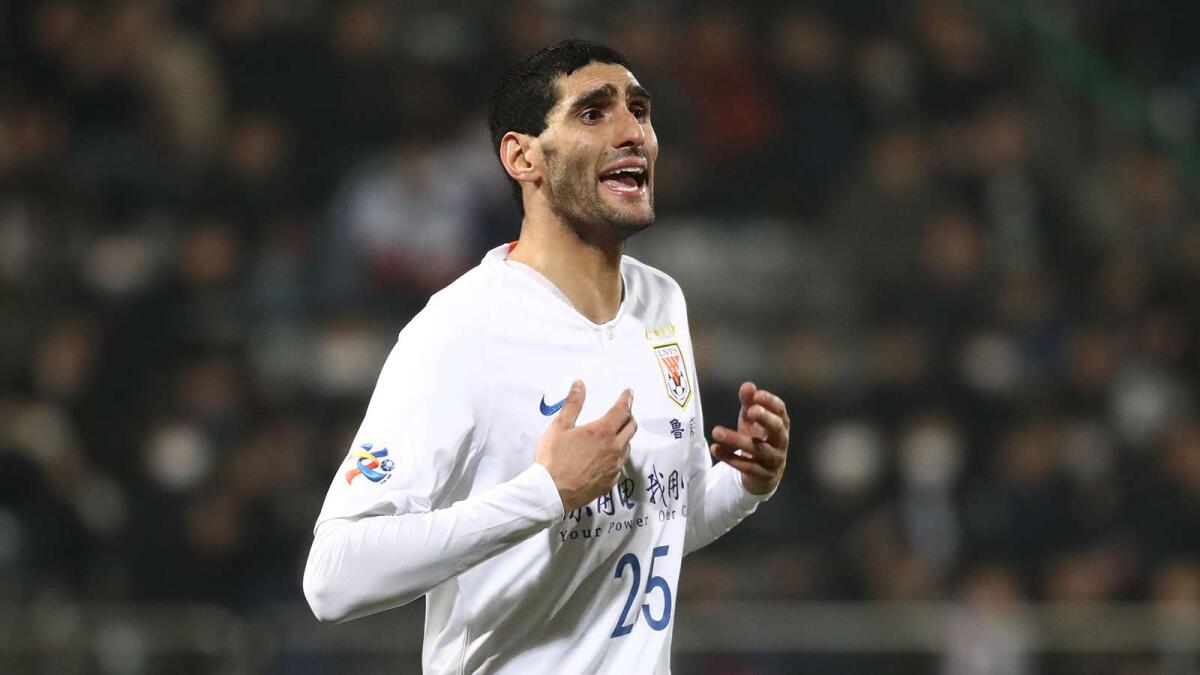 Lega cinese, l'ex calciatore del Manchester United Fellaini è il primo calciatore positivo al Coronavirus - 