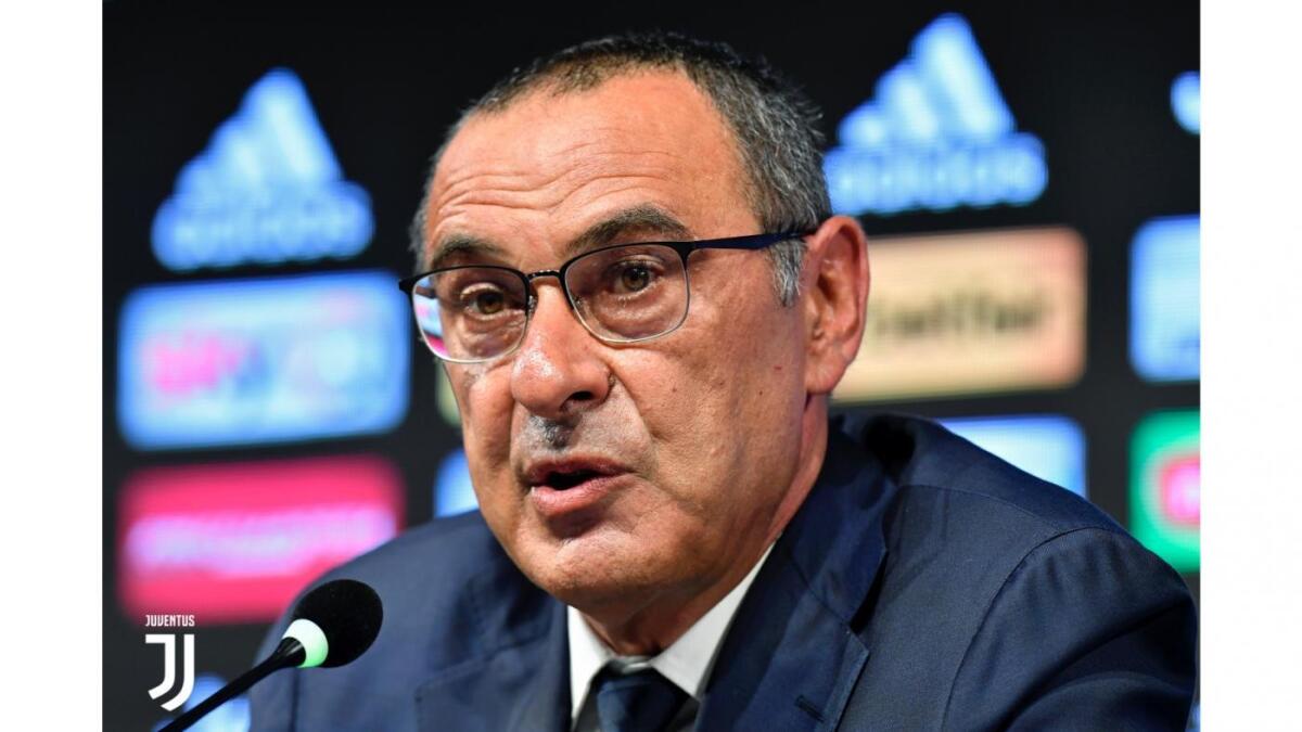 Sarri: “Coronavirus? I tuttologi mi fanno paura. È giusto togliere due ore di svago?” - 