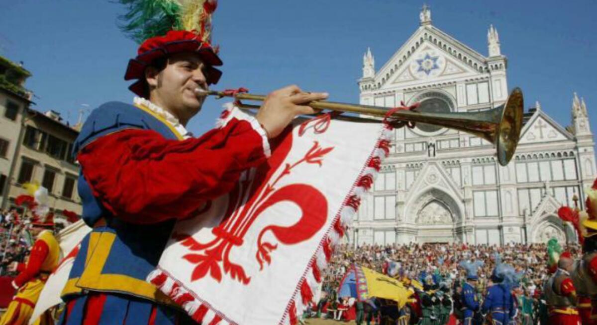 Calcio Storico Fiorentino, il sorteggio: sarà Verdi VS Azzurri e Bianchi VS Rossi - 