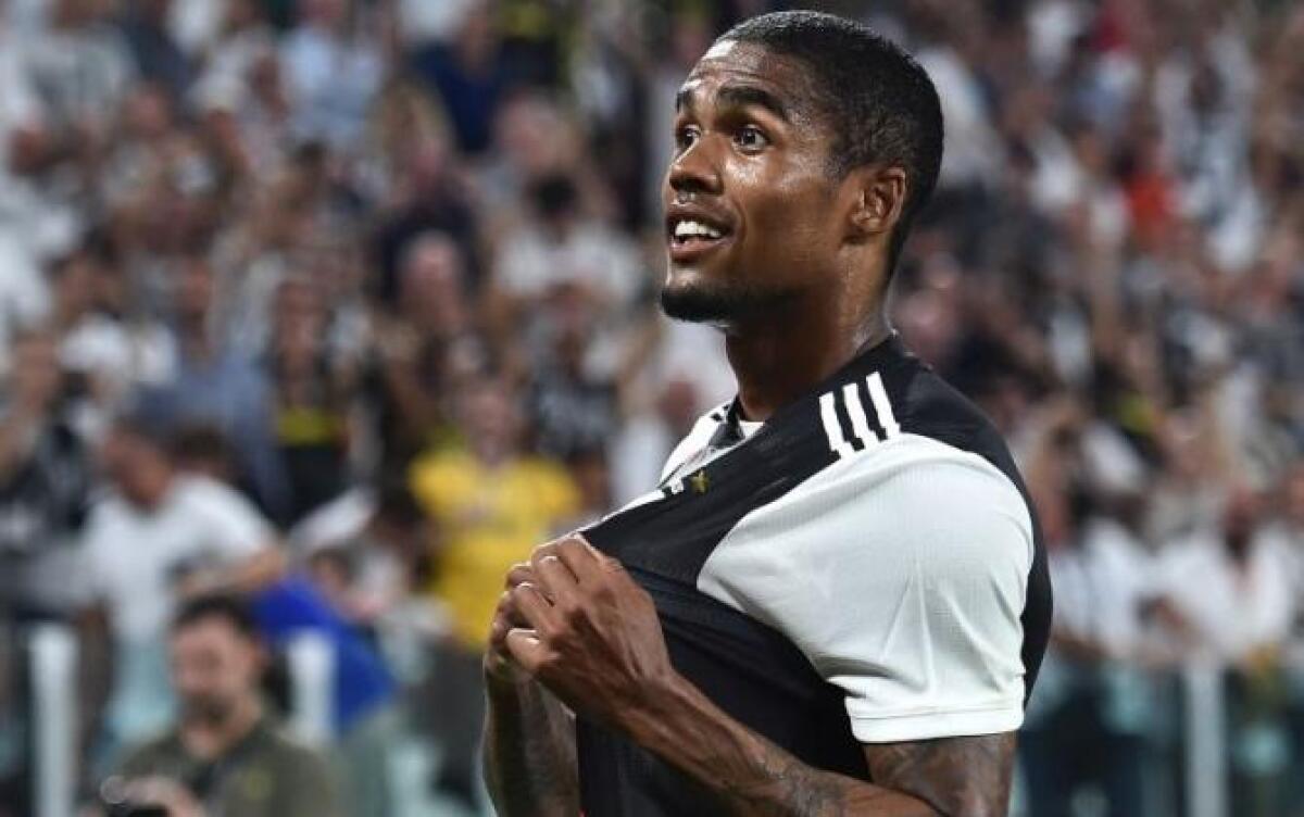 Juventus, Douglas Costa: "Mi alleno tutti i giorni ma non so più cosa fare a casa" - 