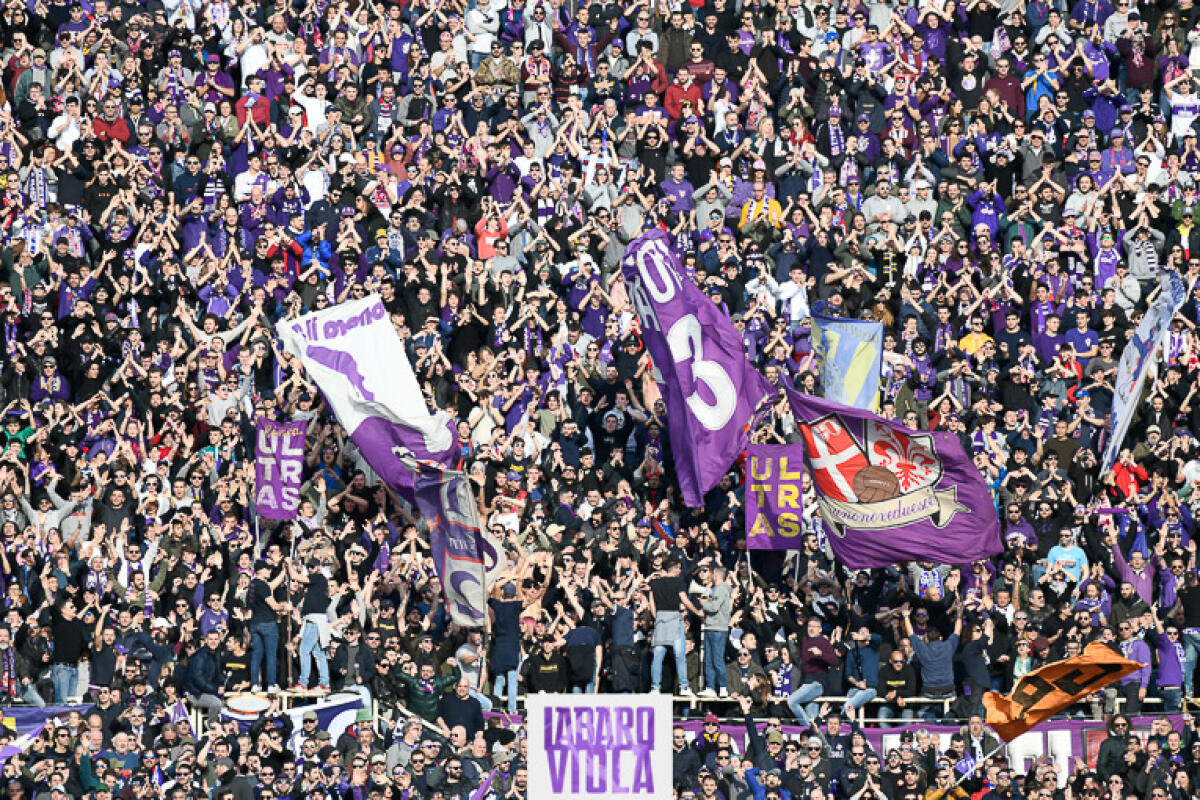 Il grande cuore viola della Curva Fiesole: "Superati oltre 5 mila euro con la raccolta! Avanti Firenze!" - Firenze, stadio Artemio Franchi, 08.02.2020, Fiorentina-Atalanta, Foto Fiorenzo Sernacchioli. Copyright Labaroviola.com