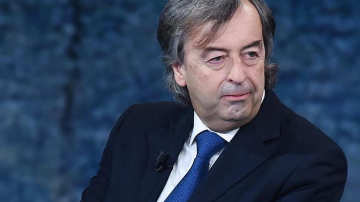 Burioni: "Aspettiamo ancora due settimane, poi potremo pensare a ripartire e al calcio" - 