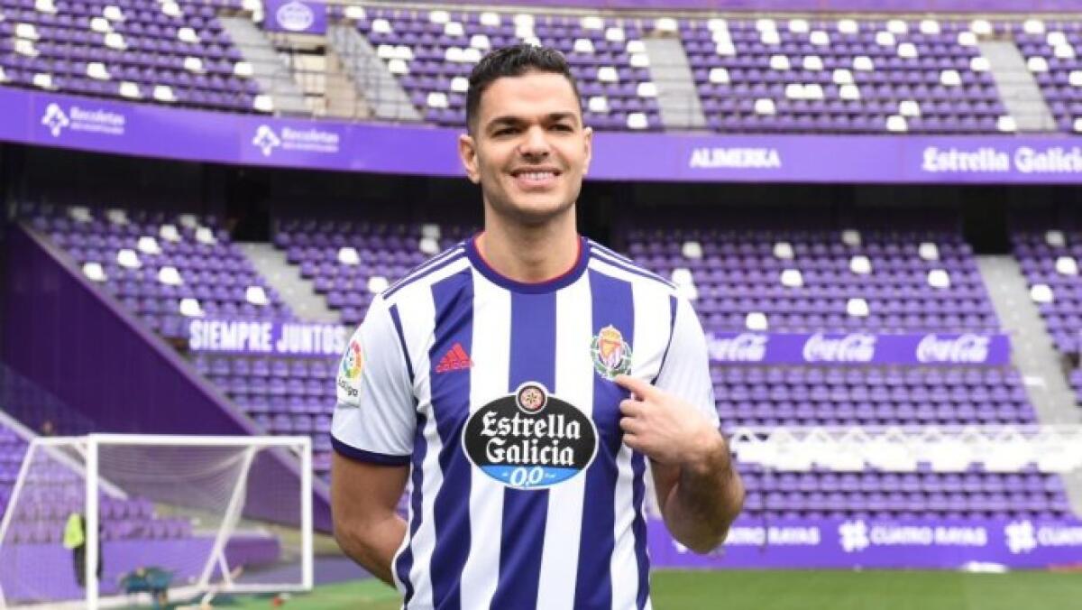 Dalla Spagna, se Ben Arfa non rinnova con il Real Valladolid, la Fiorentina è pronta all'offerta - 
