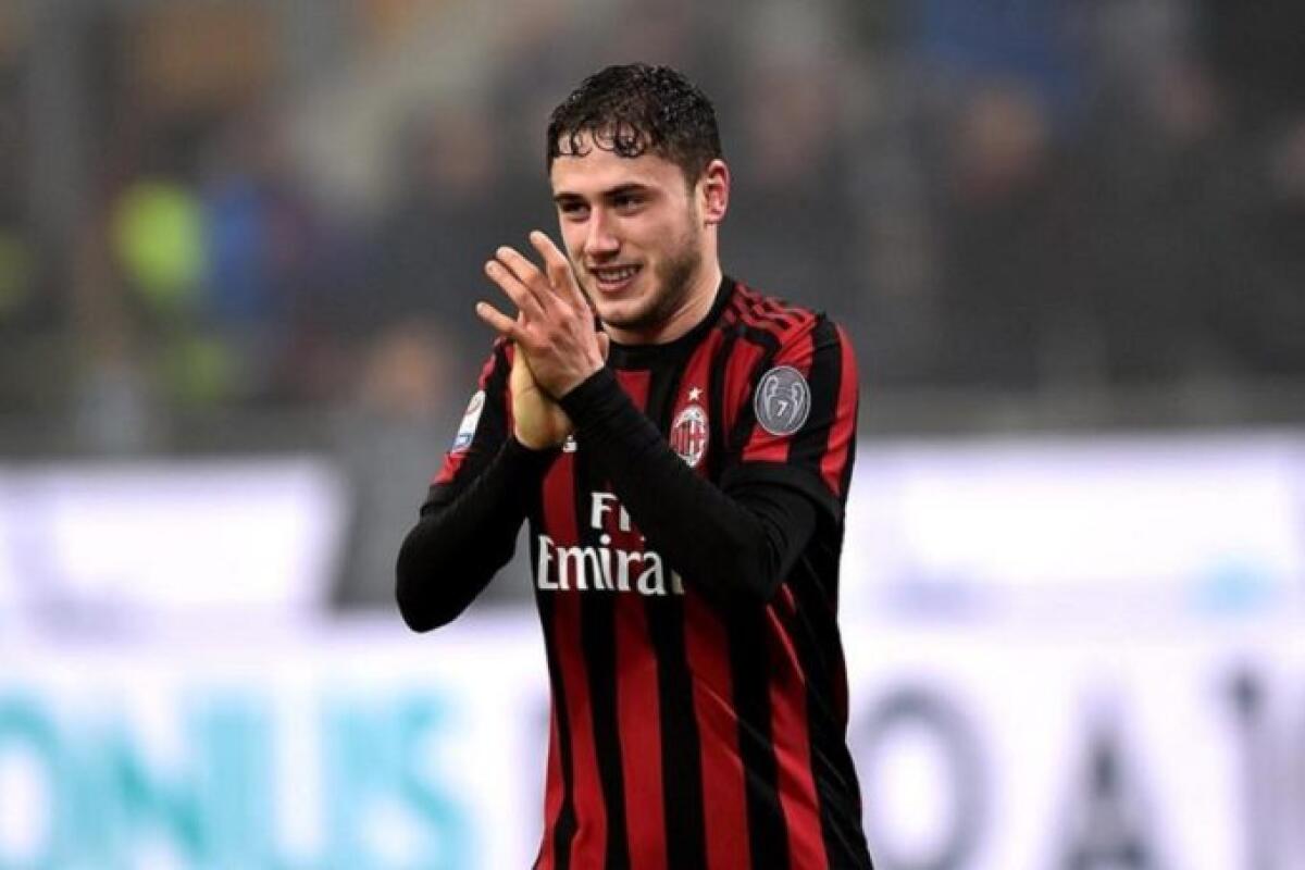 Calabria-Milan, addio vicino: Fiorentina e Bologna in pressing sul terzino - 