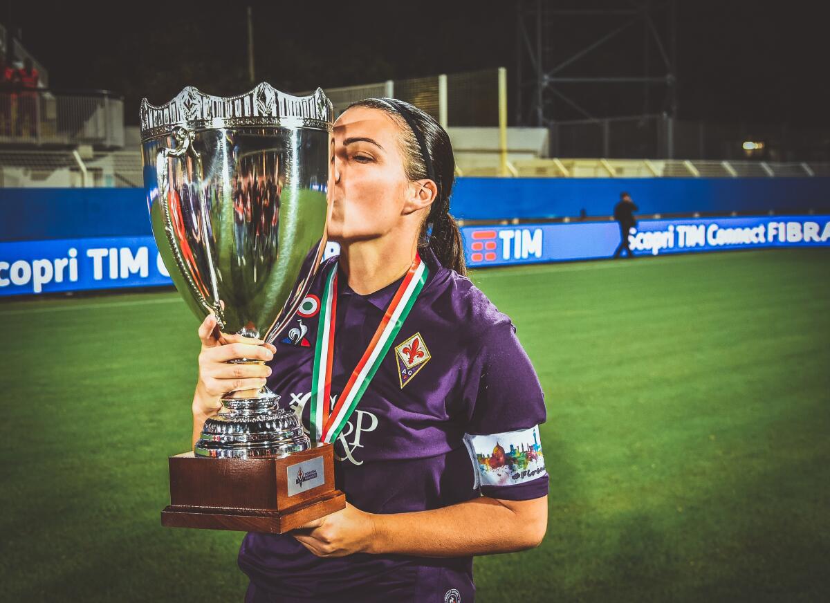 Alia Guagni: "Serve l'aiuto del Governo e della FIGC. Siamo dilettanti o professioniste?" - 