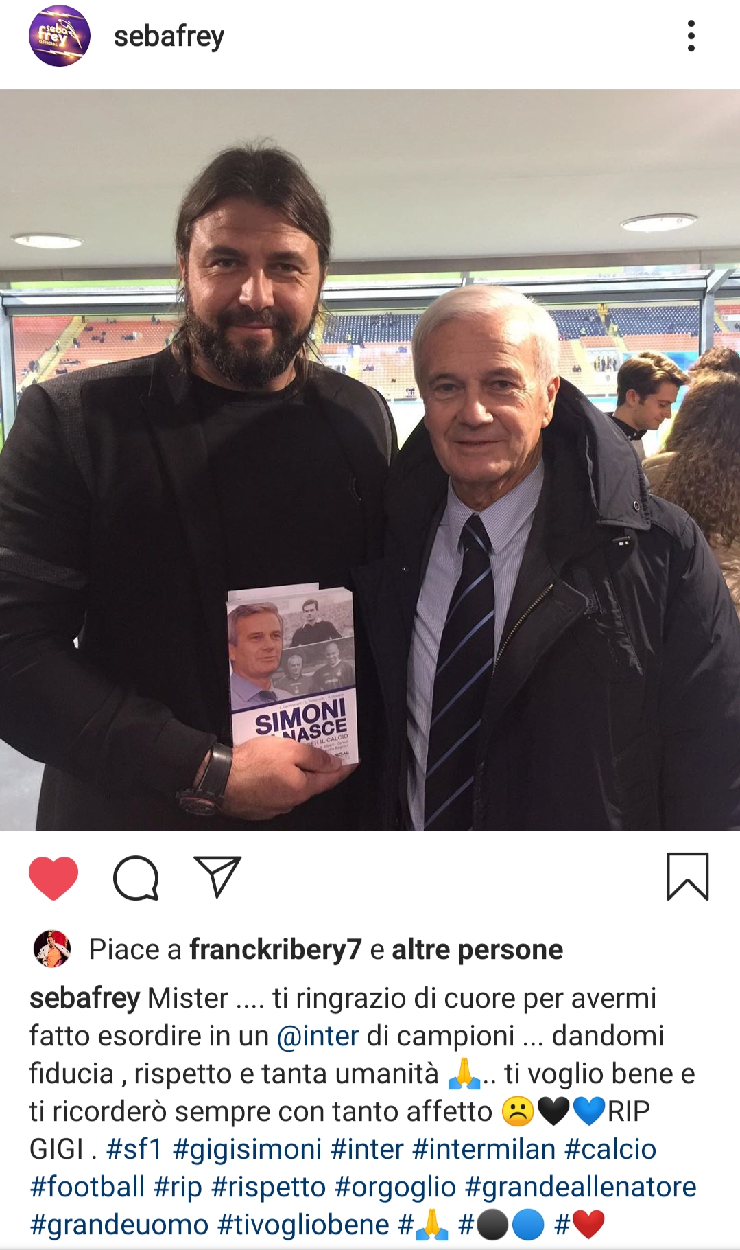 Frey: "Mister Simoni ti ringrazio di cuore per avermi fatto esordire nell'Inter dei campioni"