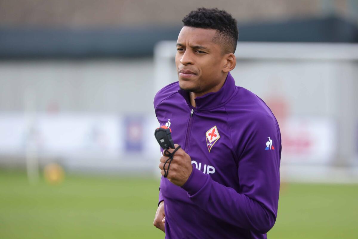Dalbert potrebbe restare alla Fiorentina un'altra stagione. Incontro oggi tra l'agente e Pradè - 