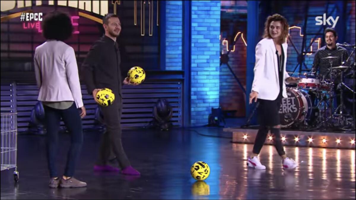 VIDEO, le calciatrici della Juventus su Sky si lamentano per il viola della Fiorentina - 