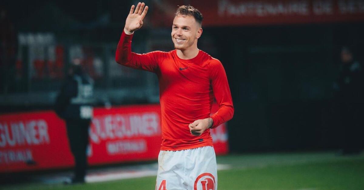 Tuttosport, la Fiorentina segue l'attaccante Irvin Cardona del Brest - 