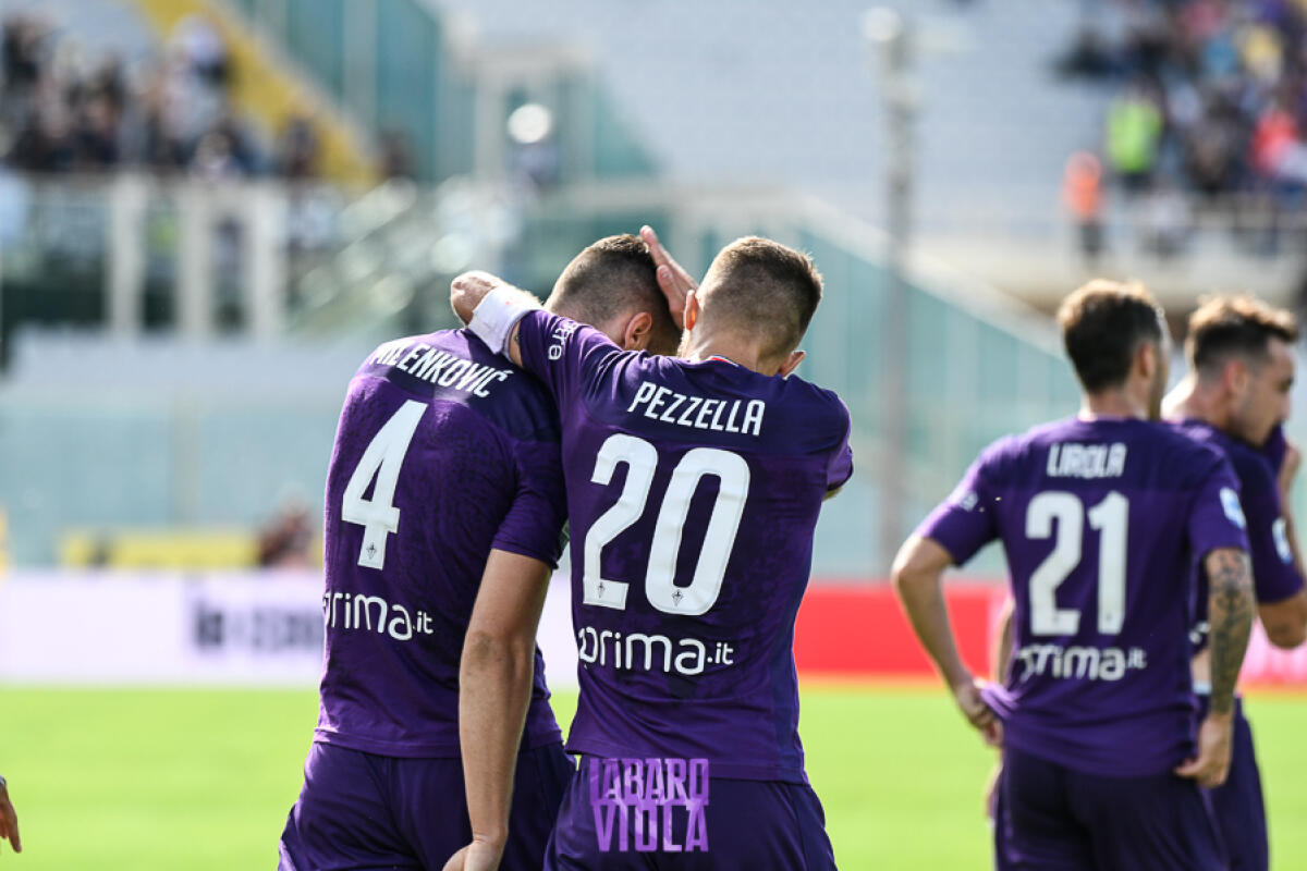 Pezzella-Milenkovic compongono la super difesa viola ma a fine stagione potrebbe essere addio - Firenze, stadio A.Franchi, 06.10.2019, Fiorentina-Udinese, foto Fiorenzo Sernacchioli. Copyright Labaroviola.com