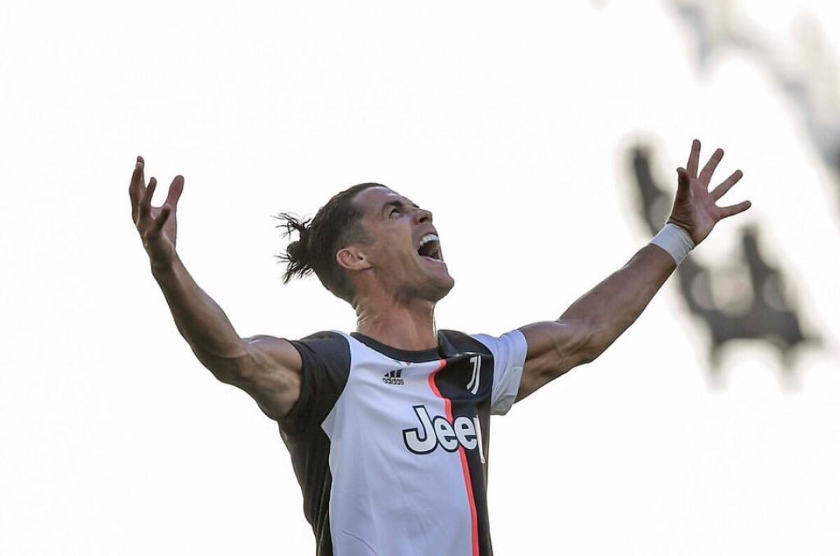 Cristiano Ronaldo verso il Newcastle. Sarebbe il primo acquisto della nuova proprietà - 