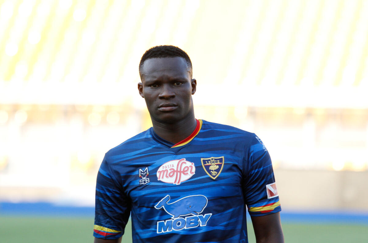 Il Lecce vince 2-1 contro la Lazio e va a -6 dalla Fiorentina. In gol Babacar - LECCE CAMPIONATO 2019-2020 BABACAR MICHEL CAPUTO/SILPRESS