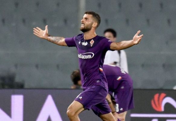 Dopo l'assist per il gol di Cutrone, Chiesa polemizza facendo l'esultanza di zittire. Il racconto