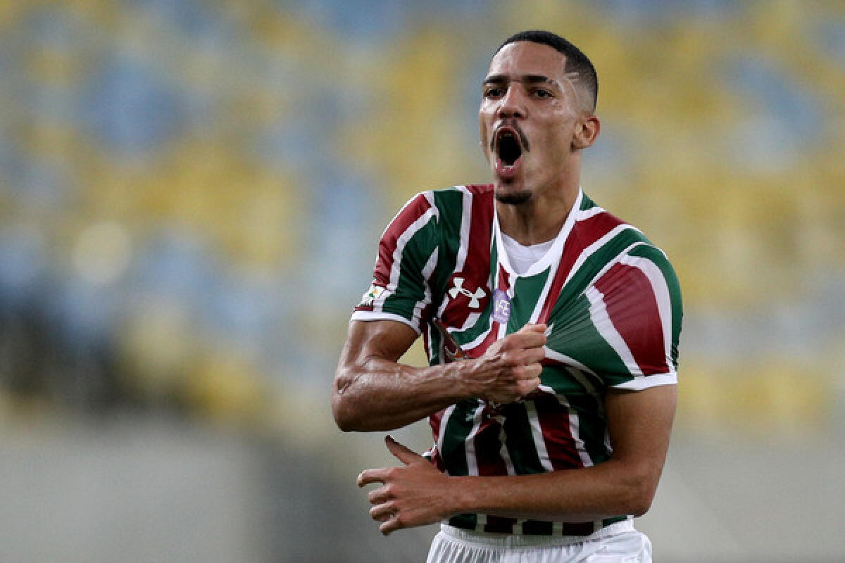 Gilberto Júnior è vicino al Benfica. La viola riceverà il 50% - 