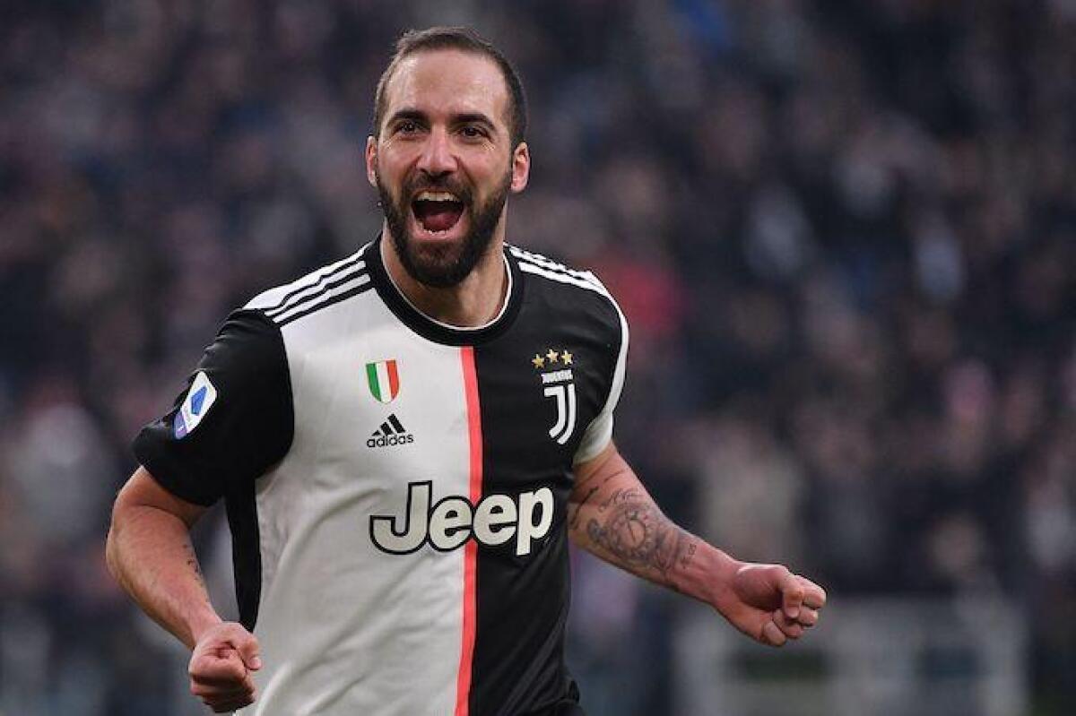 Sport Mediaset, la Fiorentina vuole Higuain, Juventus può contribuire per l'ingaggio - 