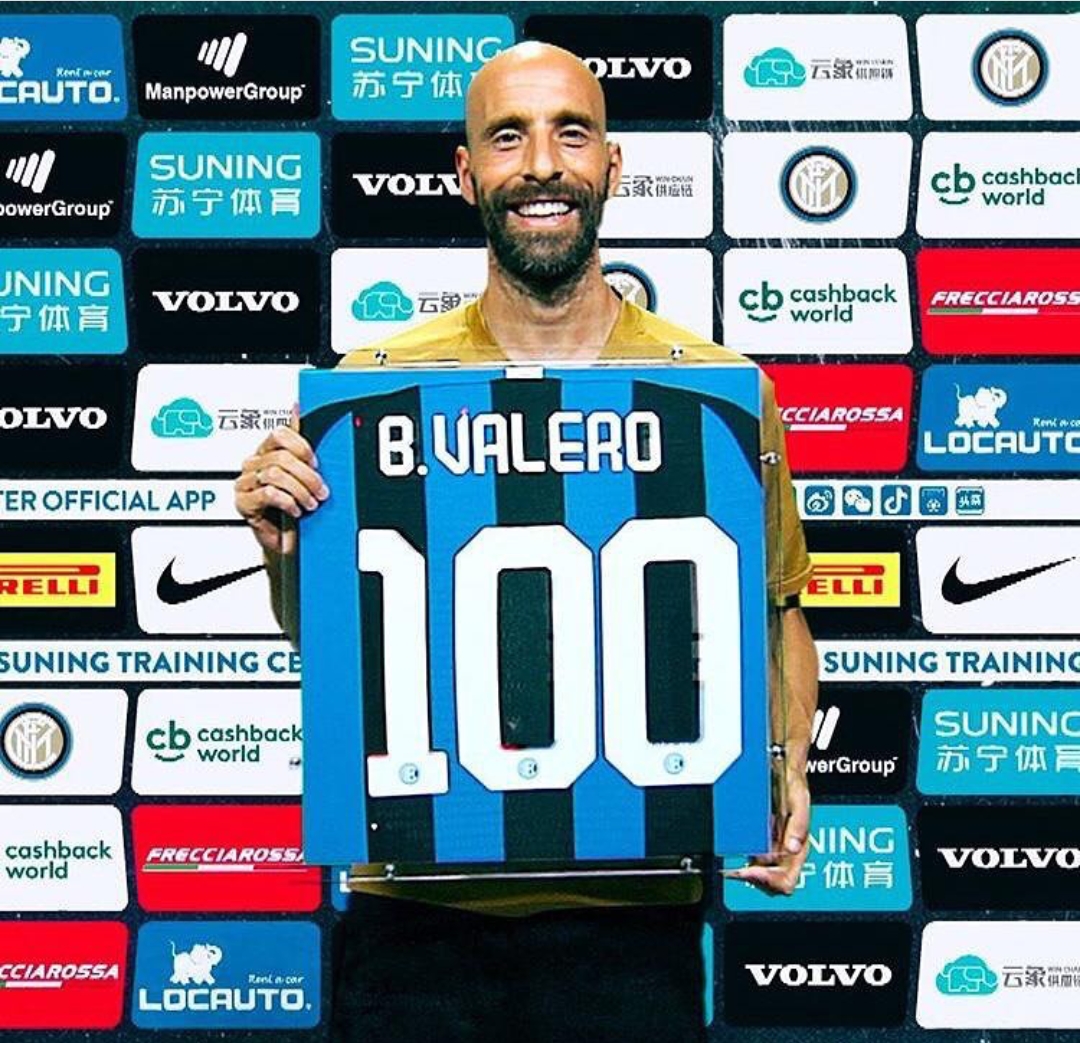 Borja Valero saluta l'Inter: "È stato un onore indossare questi colori"