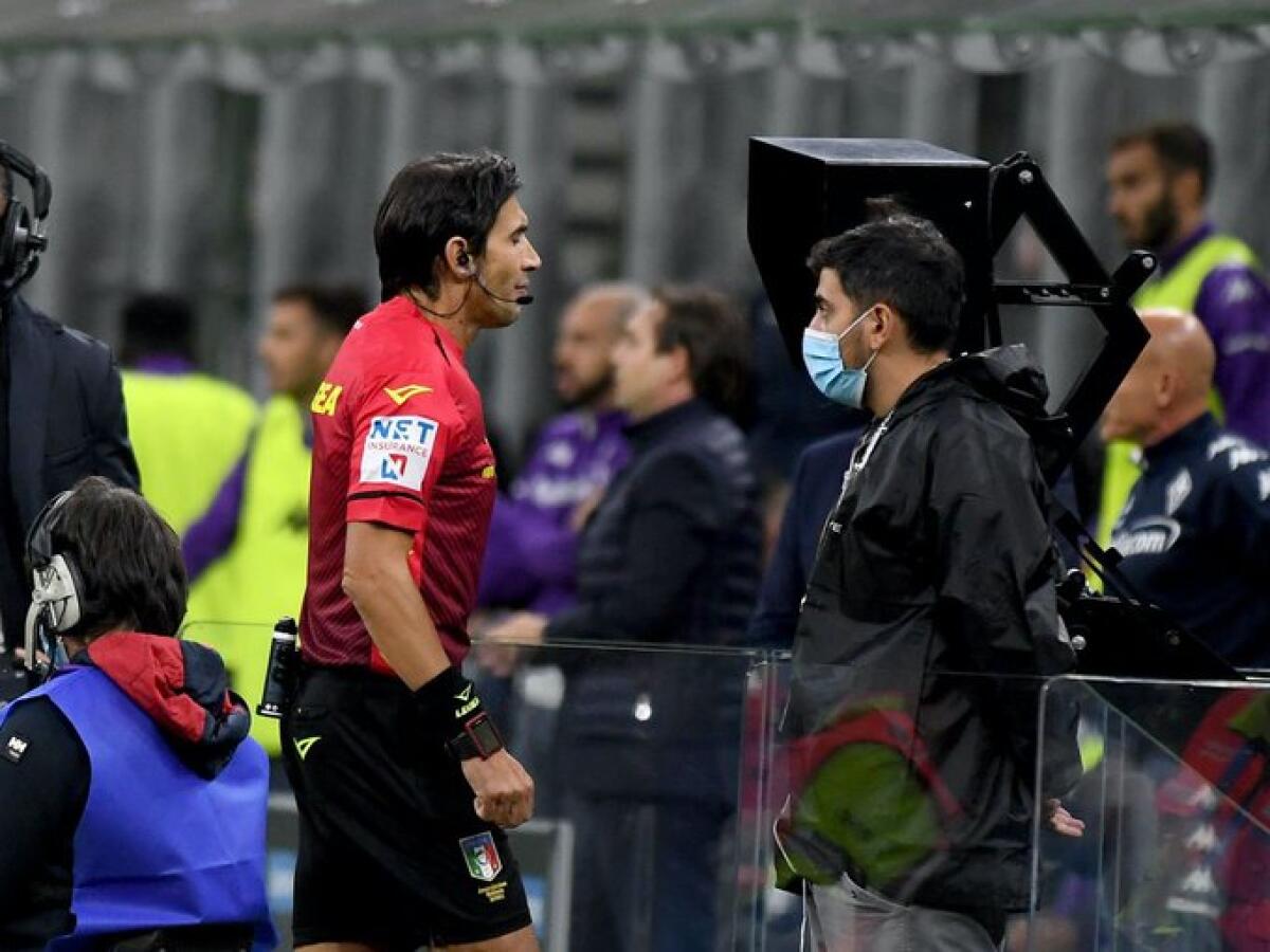 Moviola Gazzetta, Calvarese sbaglia a fischiare rigore su Lautaro poi il VAR corregge tutto - 