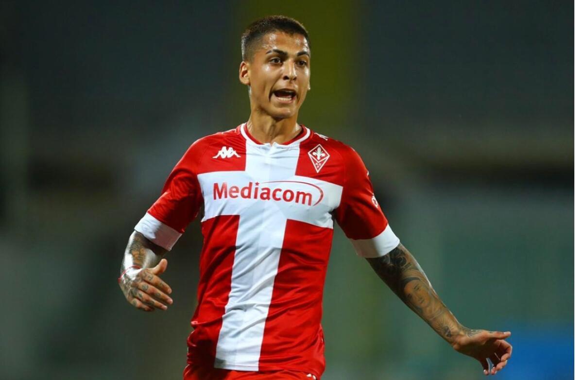 Ufficiale, il difensore Illanes della Fiorentina è stato ceduto al Chievo - 