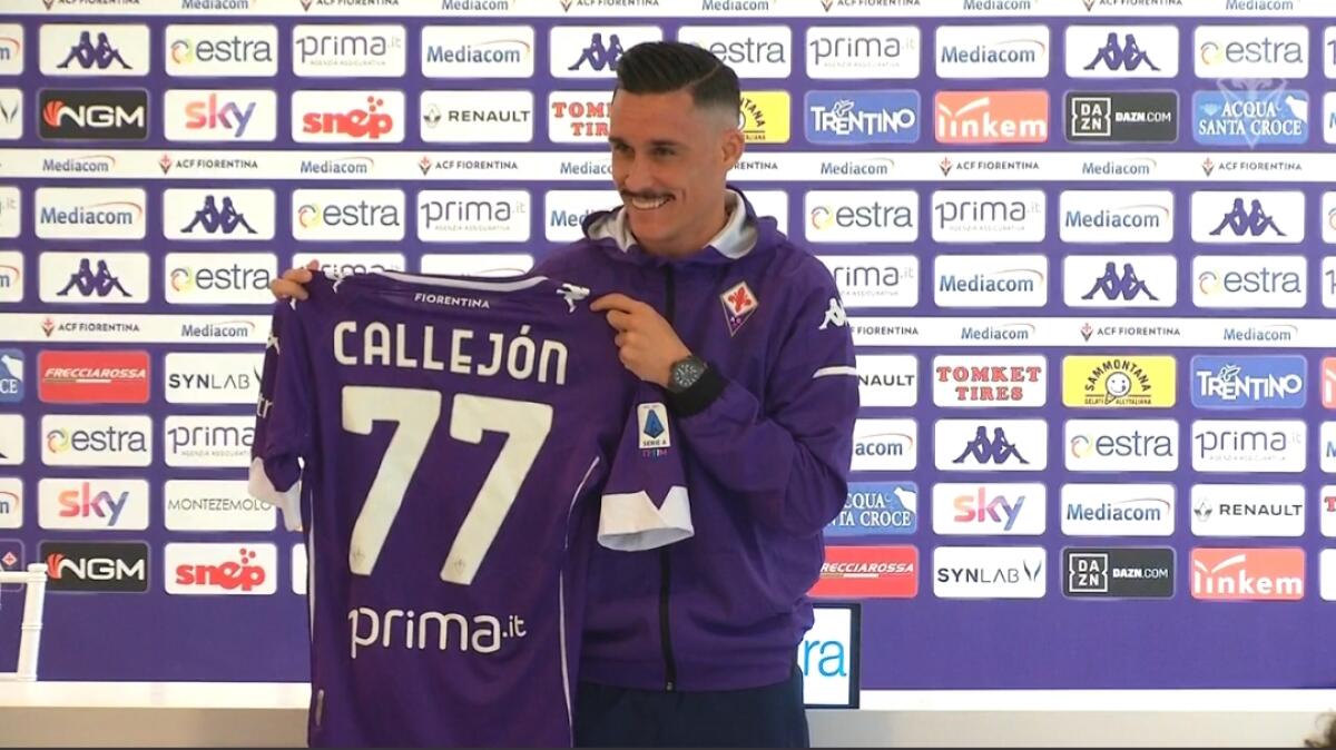 Callejon: "Non ho mai giocato esterno nel 3-5-2. Sono diverso da Chiesa. In società hanno voglia di vincere" - 