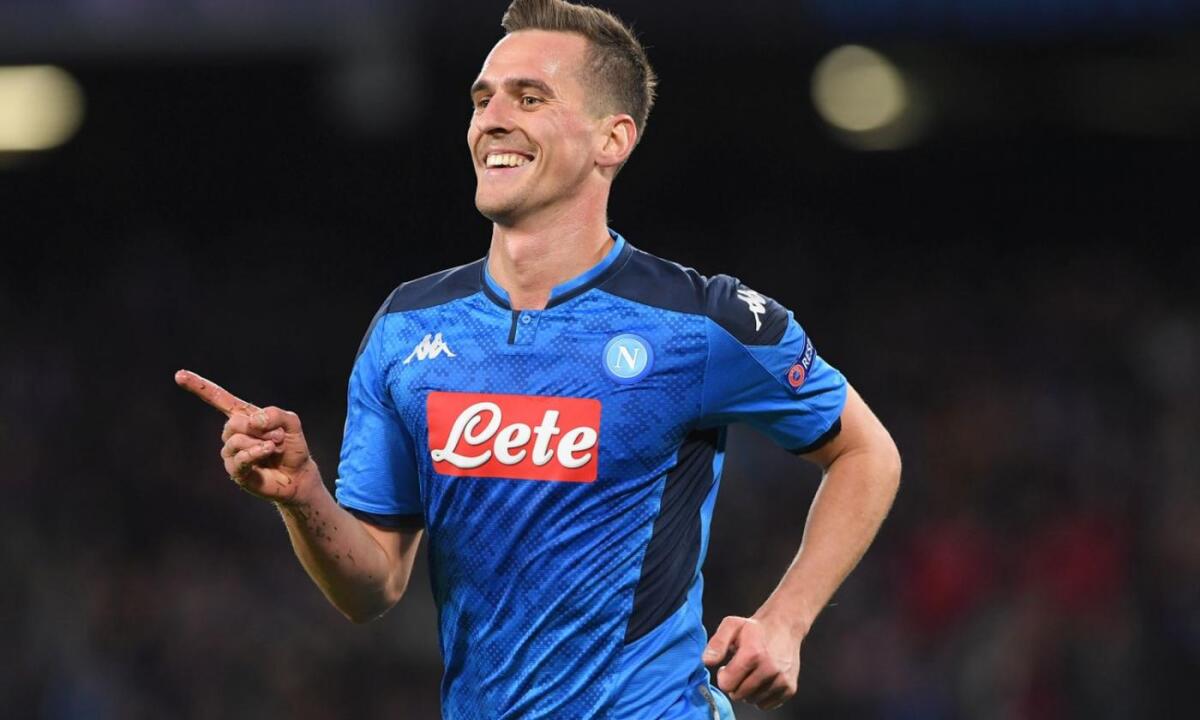 Sportitalia, Milik ha rifiutato la Fiorentina. C'era accordo con il Napoli per 24 milioni e contratto di 4 milioni per l'attaccante - 
