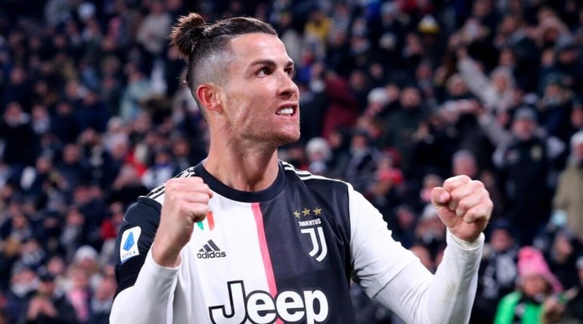 Cristiano Ronaldo positivo al Coronavirus, ha preso il virus in nazionale. Tegola per la Juventus - 