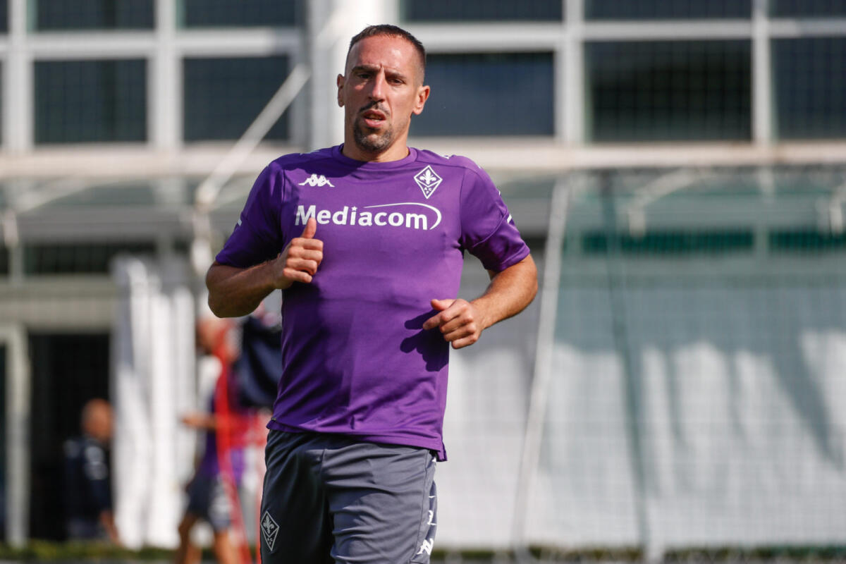 CorSport, Ribery pronto per la Roma, tanta voglia di essere il leader. La fascia in Coppa Italia... - Foto di proprietà di ACF Fiorentina. Riproduzione vietata ©