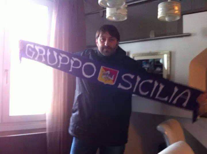 Christian Riganò con la sciarpa del club