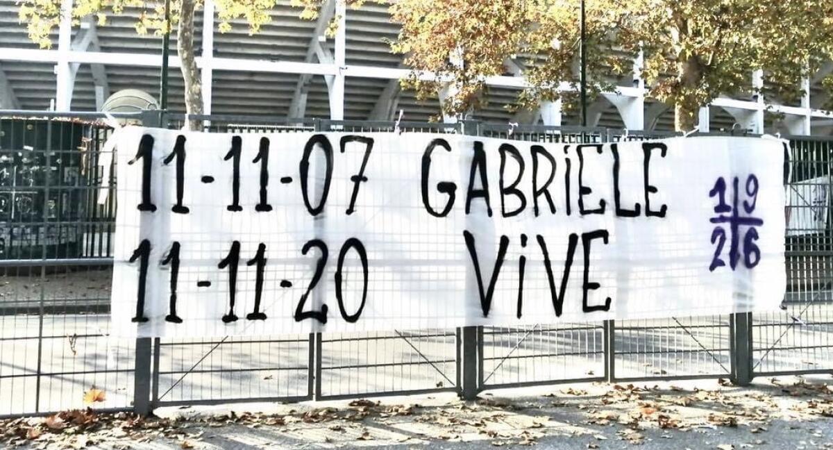 (FOTO): La Curva Fiesole ricorda Gabriele Sandri, tifoso della Lazio scomparso 13 anni fa - 